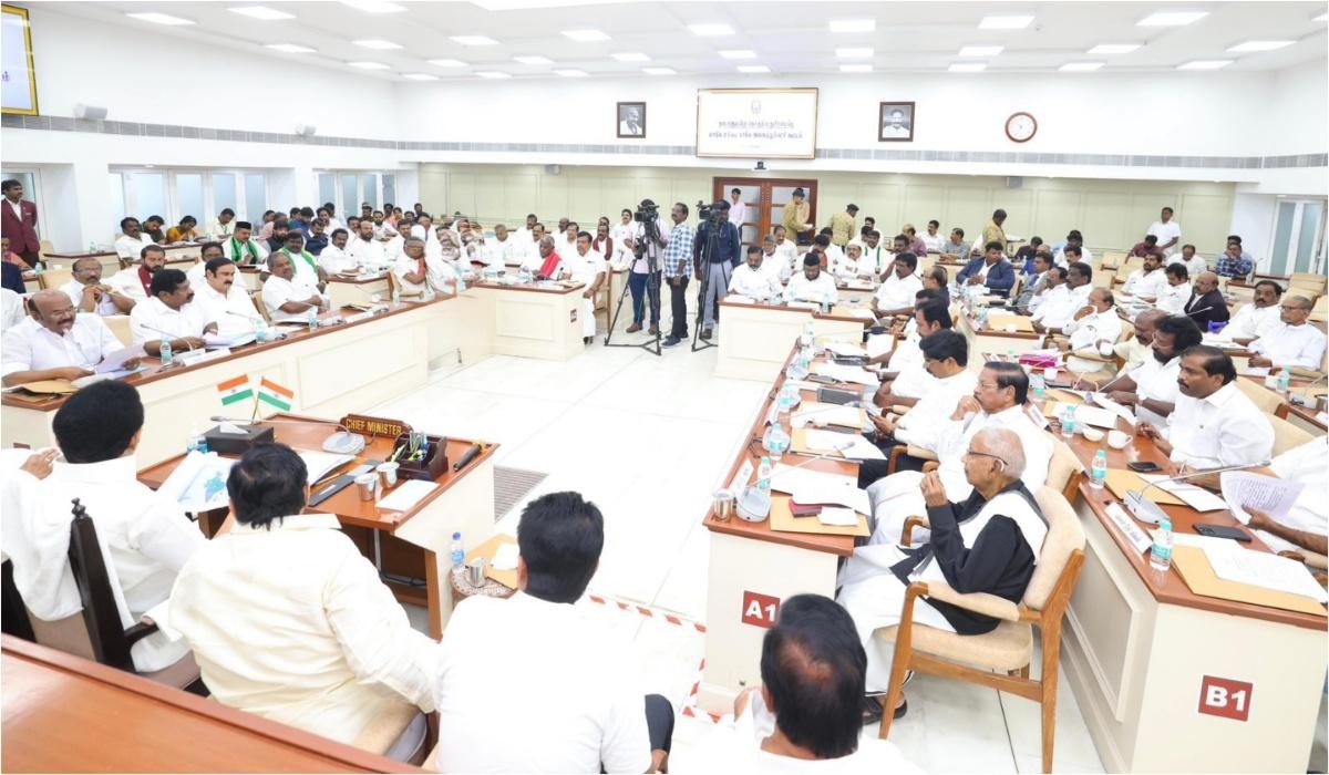 சிறப்பு வாக்காளர் பட்டியல் திருத்தம்: தமிழக அரசு கூட்டிய அனைத்துக் கட்சிக் கூட்டத்தில் முக்கிய் தீர்மானங்கள்!